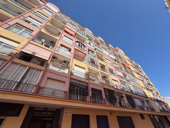 Image No.43-1 Bed Apartment for sale