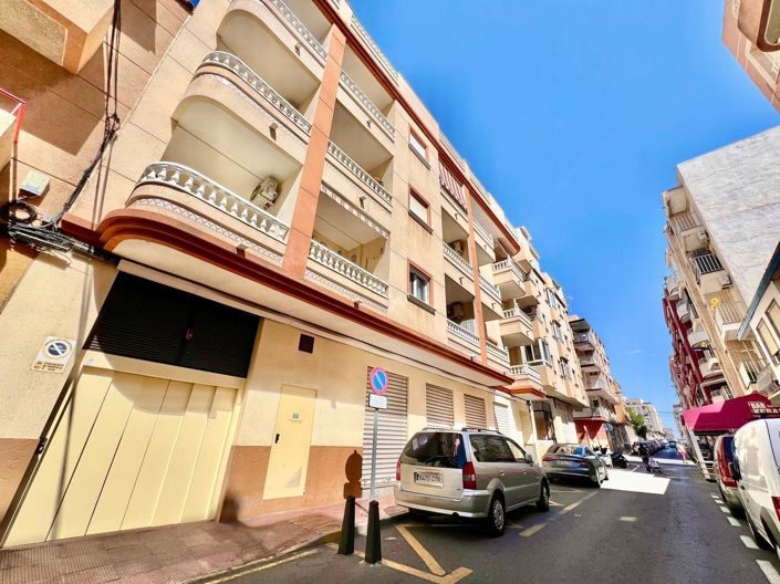 Image No.50-2 Bed Apartment for sale