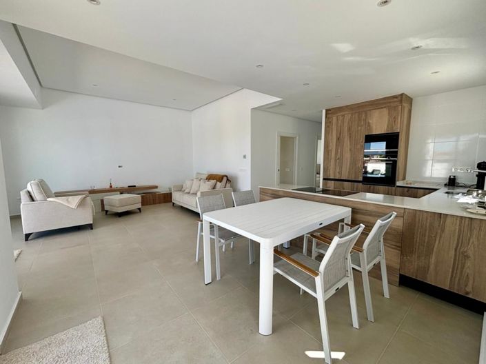 Image No.9-3 Bed Villa for sale