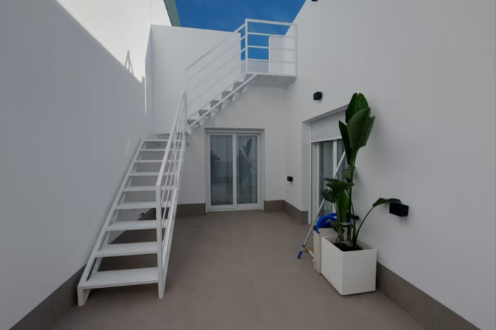 Image No.9-2 Bed Villa for sale