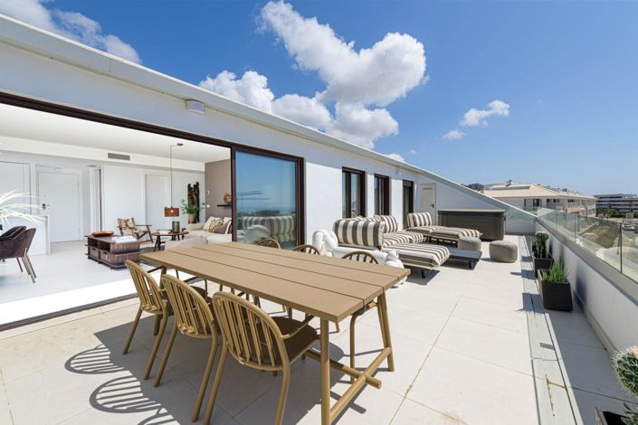 Image No.9-2 Bed Apartment for sale