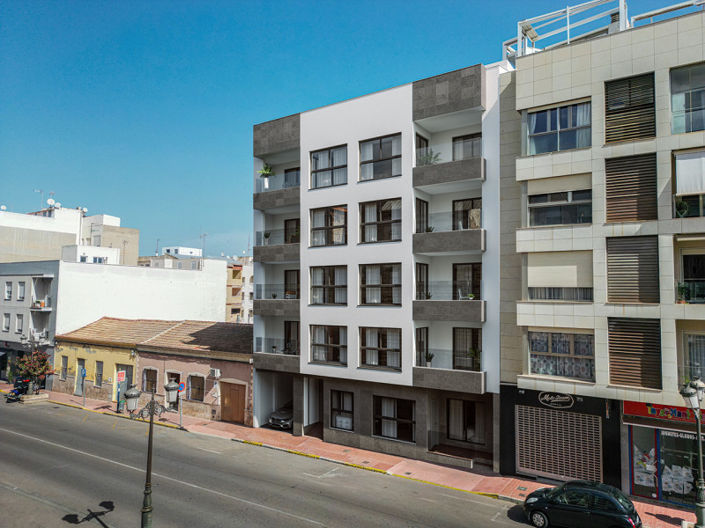 Image No.5-2 Bed Apartment for sale