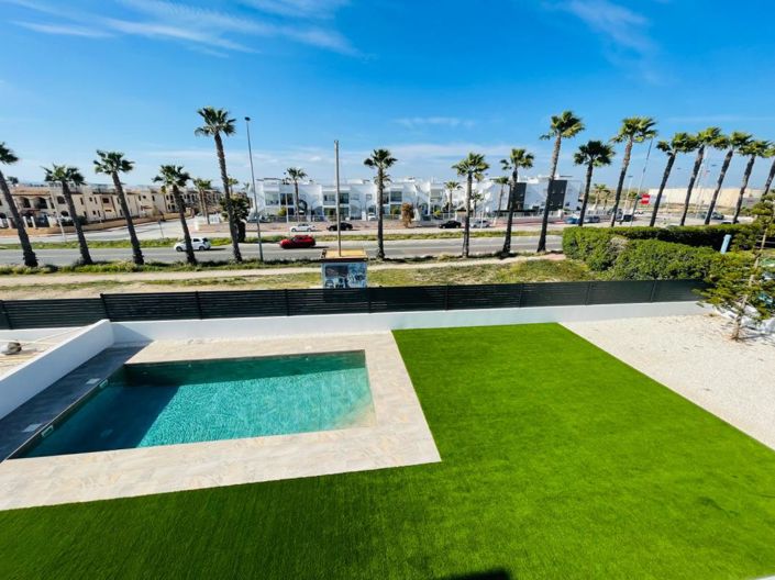 Image No.21-5 Bed Villa for sale