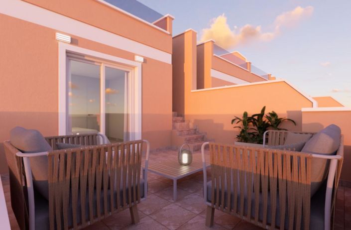Image No.31-3 Bed Townhouse for sale