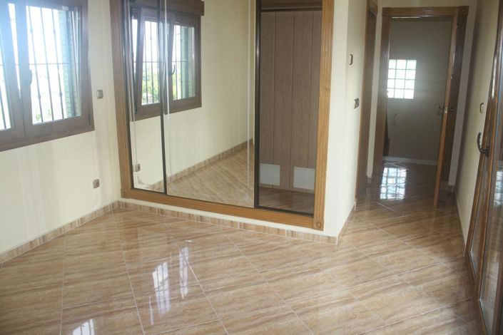 Image No.26-3 Bed Villa for sale