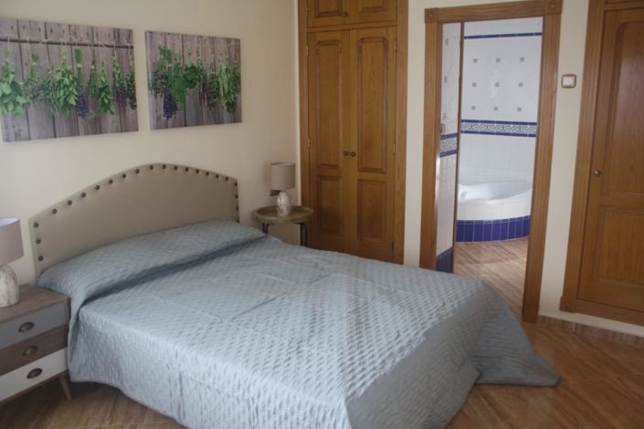 Image No.33-3 Bed Villa for sale