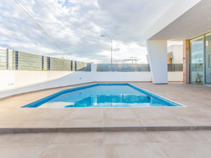 Image No.26-3 Bed Villa for sale