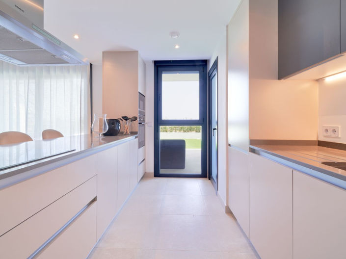 Image No.12-2 Bed Apartment for sale