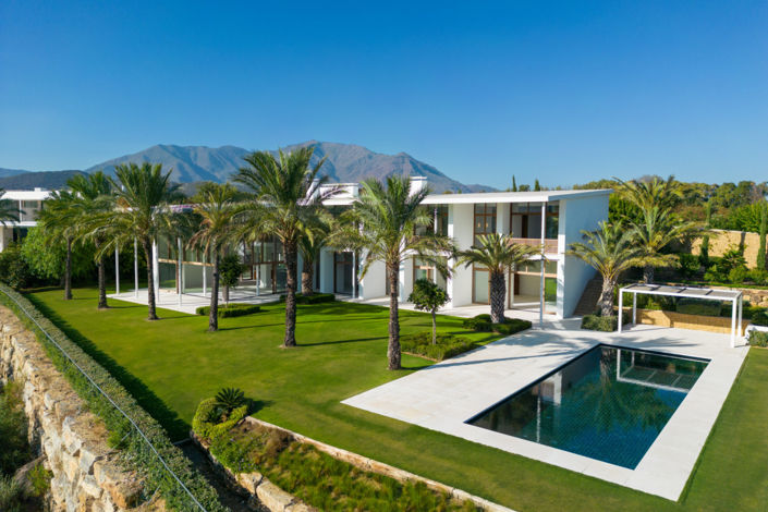 Image No.15-6 Bed Villa for sale