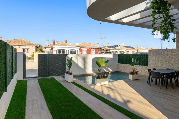 Image No.26-3 Bed Villa for sale