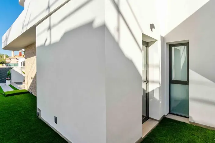 Image No.57-3 Bed Villa for sale
