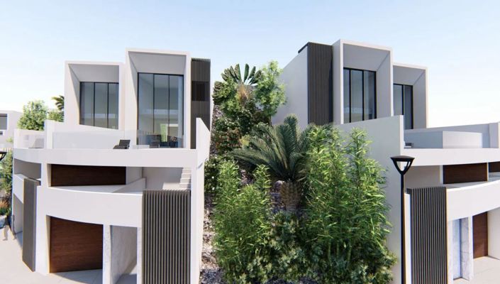 Image No.13-3 Bed Townhouse for sale