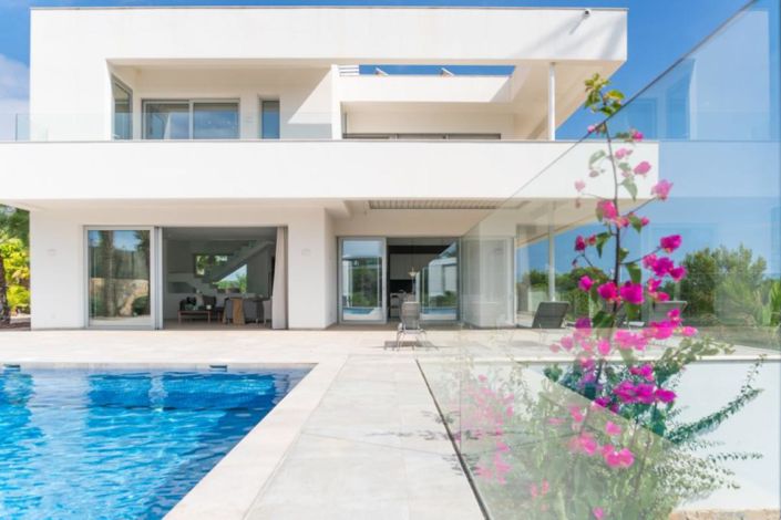Image No.22-3 Bed Villa for sale