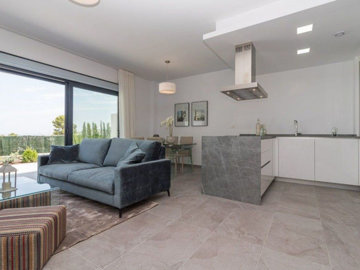 property-24011-17-medium