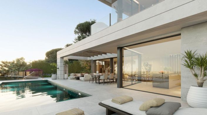 Image No.3-4 Bed Villa for sale