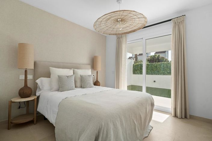 Image No.23-3 Bed Villa for sale