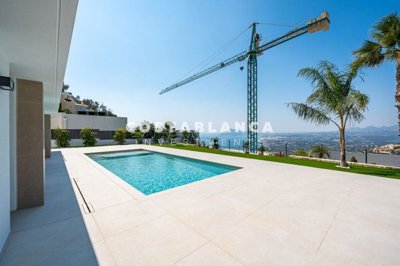 property-590360-5-medium