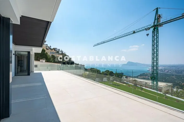 Image No.56-4 Bed Villa for sale