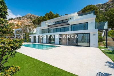 property-590360-4-medium