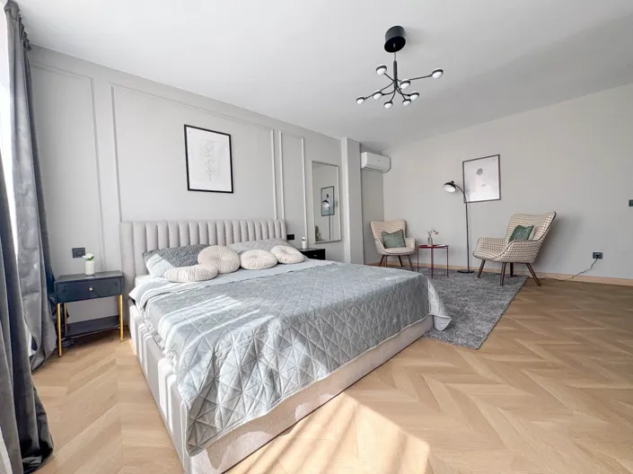 Image No.10-3 Bed Apartment for sale
