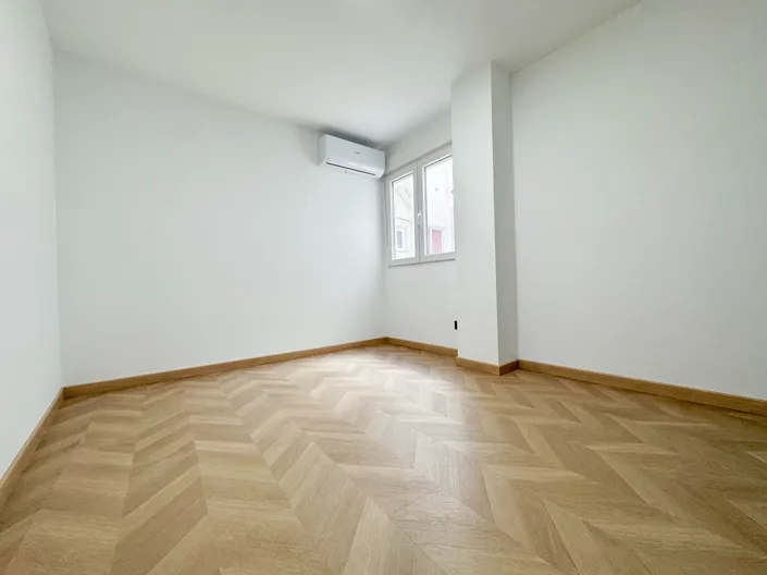 Image No.19-3 Bed Apartment for sale