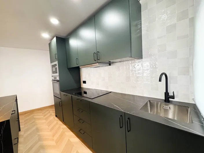 Image No.29-3 Bed Apartment for sale