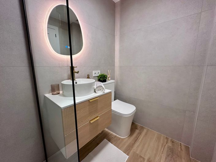 Image No.9-2 Bed Apartment for sale