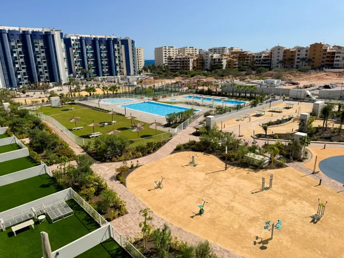 Image No.25-2 Bed Apartment for sale