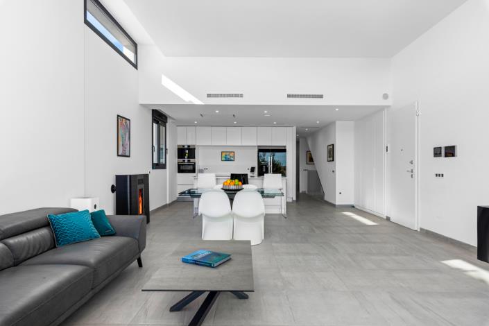 Image No.10-4 Bed House/Villa for sale