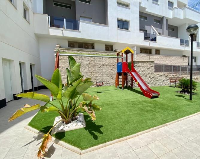 Image No.3-2 Bed Apartment for sale