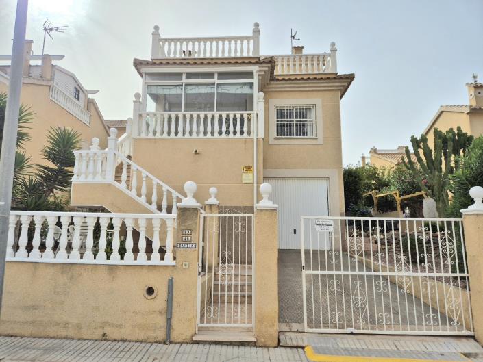 Image No.1-3 Bed House/Villa for sale