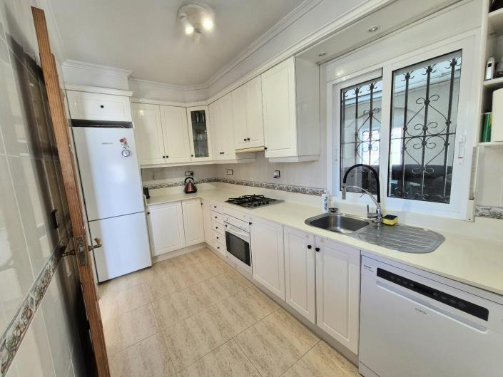 Image No.14-5 Bed House/Villa for sale