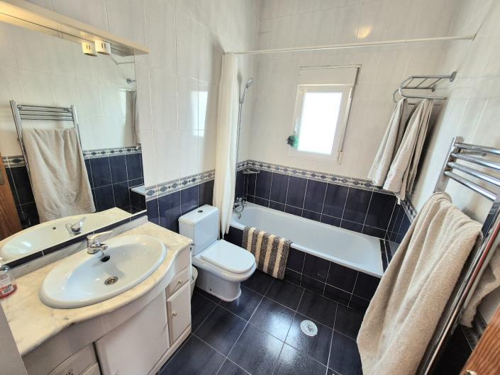 Image No.25-5 Bed House/Villa for sale