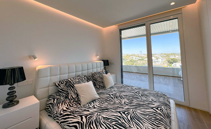 Image No.22-3 Bed Apartment for sale
