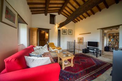 CasaTobia-Sitting-Room-2