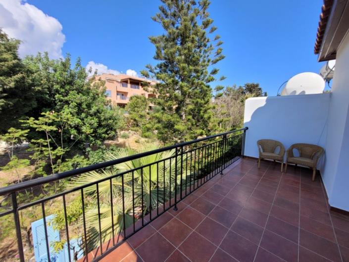 Image No.1-4 Bed House for sale