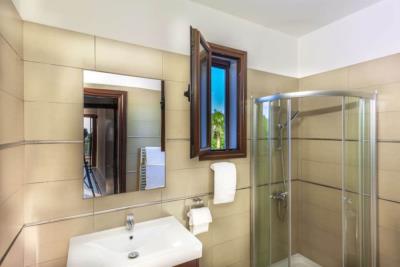 35800-detached-villa-for-sale-in-peyia-st-george_full