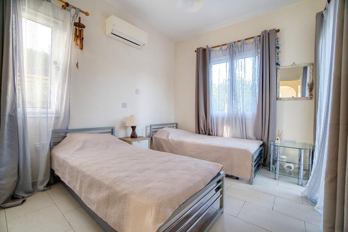 Image No.14-Villa / Détaché de 4 chambres à vendre à Peyia