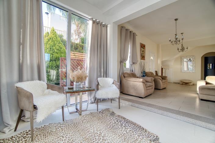 Image No.30-Villa / Détaché de 4 chambres à vendre à Peyia