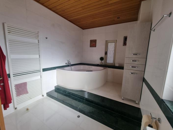 Image No.19-Villa / Détaché de 5 chambres à vendre à Konia