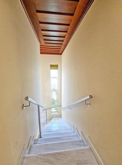 Image No.18-Villa / Détaché de 5 chambres à vendre à Neon Chorion