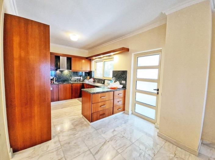 Image No.26-Villa / Détaché de 5 chambres à vendre à Neon Chorion