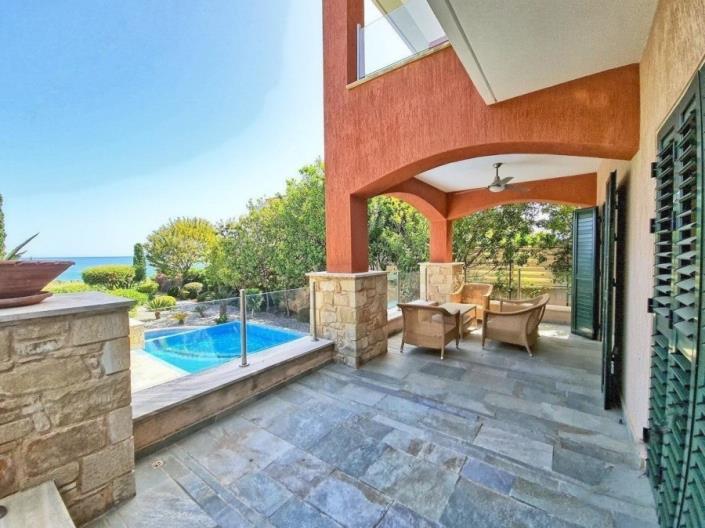 Image No.41-Villa / Détaché de 5 chambres à vendre à Neon Chorion