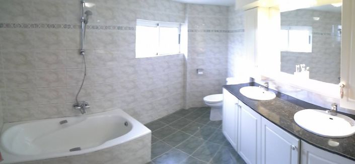 Image No.4-5 Bed Villa for sale