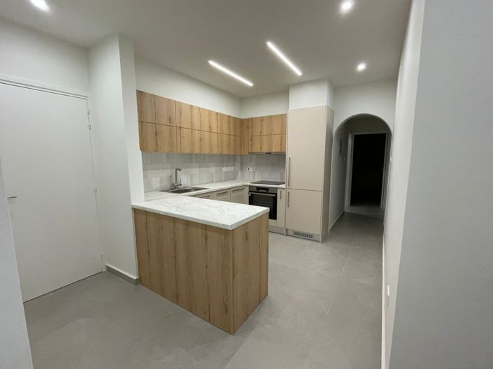 Image No.10-3 Bed Apartment for sale