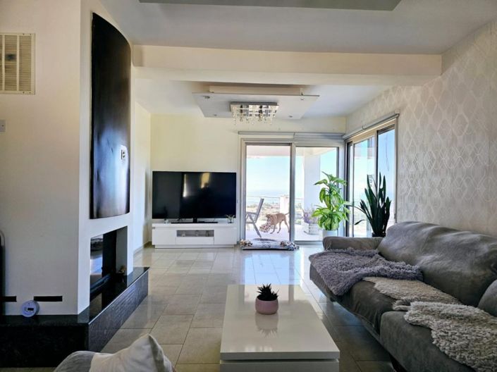 Image No.4-4 Bed Villa for sale