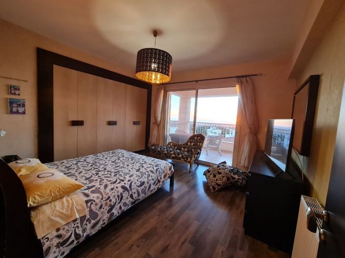 Image No.8-6 Bed Villa for sale