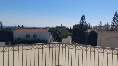 Apartment For Sale  in  Paphos