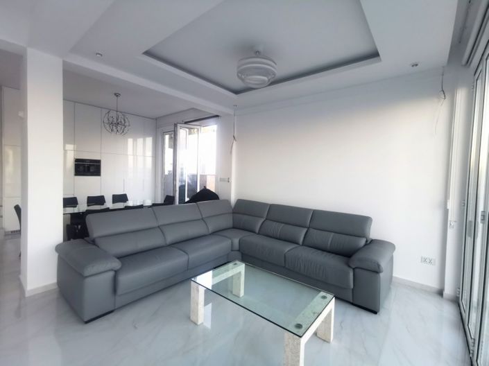 Image No.26-5 Bed Villa for sale