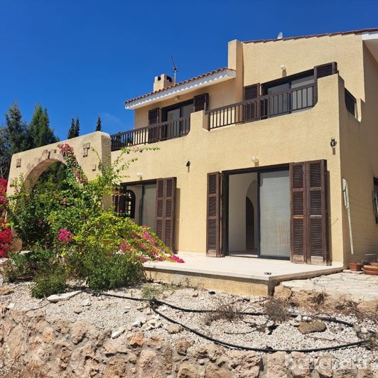Image No.1-3 Bed Villa for sale